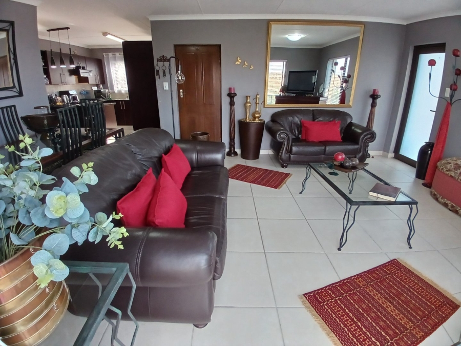 3 Bedroom Property for Sale in Seemeeu Park Western Cape